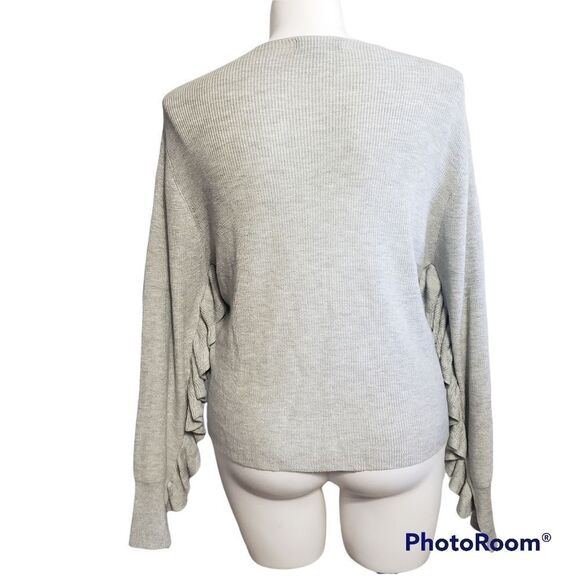 John & Jenn gray ribbed round neck sweater - Picture 3 of 6